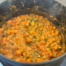 Veggie curry in hot pot